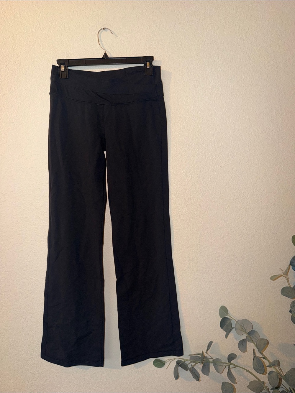 Lululemon straight leg yogas - Picture 3 of 3